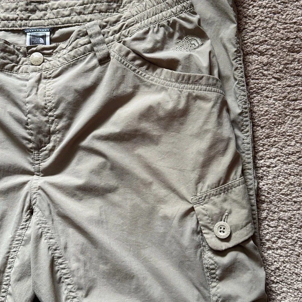 Convertible Zip-off Tan Cargo Pants by North Face. Women Size 10